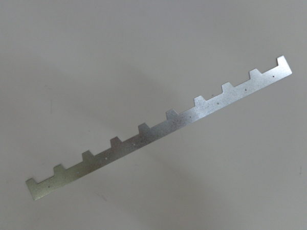 Art.97 DISTANZIATORE DB 9T